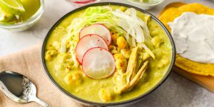 Recette Pozole Verde with Chicken