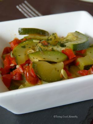 Recette Courgettes aux poivrons et tomates séchées – Vegan