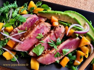 Recette Steacks de Thon épicé, Mangue et Avocat