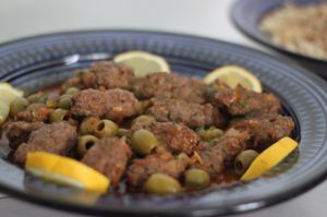 Recette Tajine el hout (tajine à la viande hachée et olives)