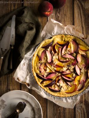 Recette Tarte aux 2 pêches et amandes