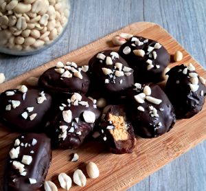 Recette Dattes farcies aux cacahuètes et au chocolat