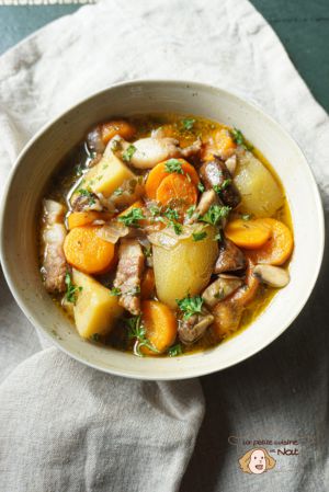 Recette Ragout de pommes de terre, carottes et champignons