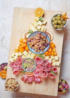 Recette Planche apéritive façon sapin de Noël (charcuterie & fromages)