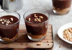 Recette Trianons cacahuète chocolat maison; Mousse au chocolat parfaite et inratable