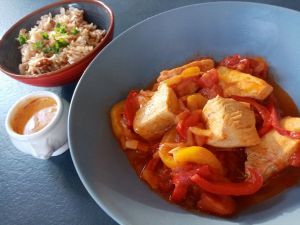 Recette Poulet basquaise, riz cuisiné et crème de chorizo de Cyril Lignac dans tous en cuisine