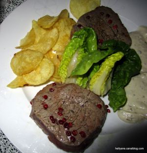 Recette Tournedos - Filet de boeuf sauce roquefort + salade vinaigrette