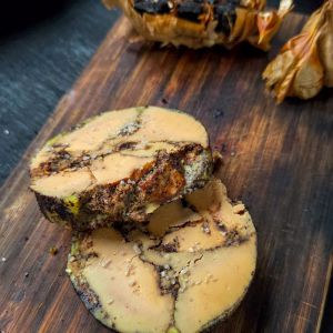 Recette Pressé de foie gras à l'ail noir