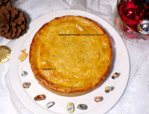 Recette Gâteau/Galette des Rois Amandes Citron d'après Philippe Conticini : pâte sucrée noisette citron vert, confit de citron jaune, crème frangipane