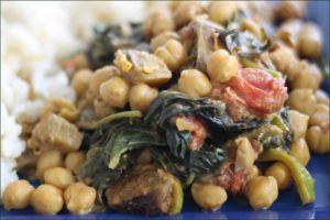 Recette Pois chiches aux aubergines et aux épinards à l'indienne - Palak baingan aur channa (vegan)