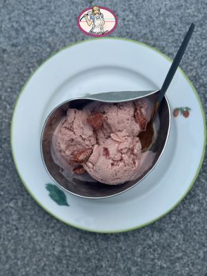 Recette Glace au yaourt grec et aux fraises de folie