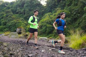 Recette 3 Ways Walking With a Weighted Vest Can Improve Your Health