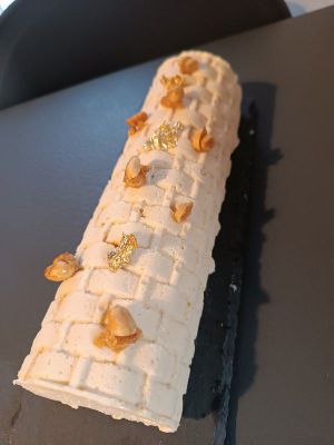 Recette Bûche pirouette cacahuète de Felder