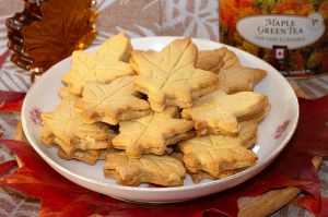 Recette Sablés feuilles d’érable fourrés à la crème d’érable
