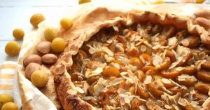 Recette Tarte rustique aux prunes et au miel