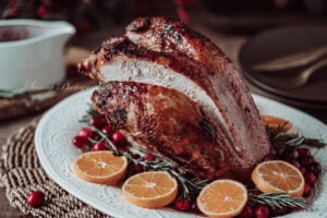 Recette Poitrine de dinde au four aux canneberges et à l’orange : une recette festive, savoureuse et facile