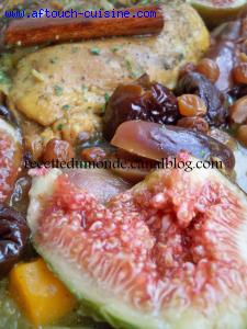 Recette Tajine de poulet figue dattes raisins pruneaux