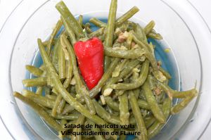 Recette Salade de haricots verts et cuisses de poulet au barbecue