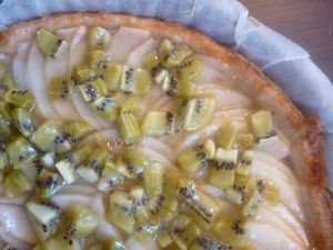 Recette Tarte sablée aux amandes, poires et kiwi
