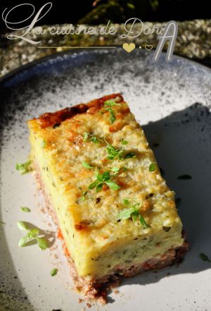 Recette Parmentier au boeuf, chair à saucisse, pommes de terre & courgettes