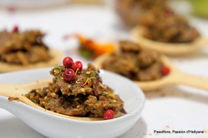 Recette Amusettes mini canapés garnis de caviar d'aubergine