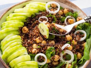 Recette Salade Diététique Quinoa Pois Chiches et Concombre