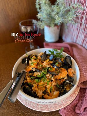 Recette Riz aux Fruits de Mer et Jus Epicé | Une recette de Sabrina Ghayour pleine de saveurs