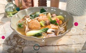 Recette Bouillon aux boulettes de poulet et légumes de Cyril Lignac dans Tous en cuisine
