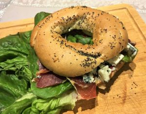 Recette Bagels au roquefort et jambon cru