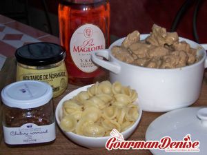 Recette Filet mignon de porc flambé au Calvados, sauce moutarde et Chutney de Normandie