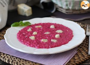 Recette Risotto à la betterave et au gorgonzola : une explosion de couleurs et de saveurs!