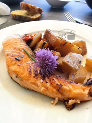 Recette Saumon grillé et poêlée de chou rave légèrement acidulée