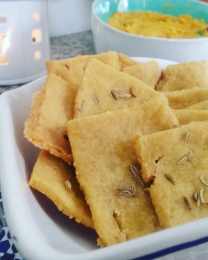 Recette Crackers de polenta aux graines de fenouil