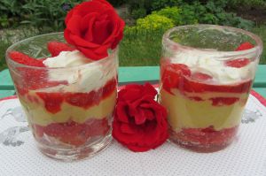 Recette Trifle aux fraises à la noix de coco