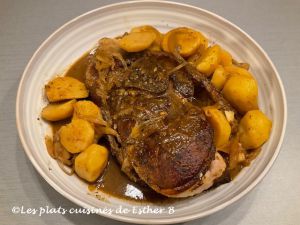 Recette Rôti de porc à l’ail et patates jaunes à la mijoteuse