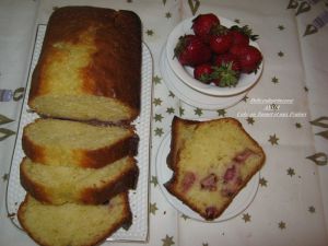 Recette Cake au yaourt et aux fraises