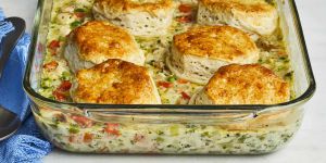 Recette 15 Easy Recipes That Start With Canned Biscuit Dough