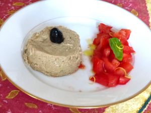 Recette Petits flans d’aubergines et sa concassée de tomates fraîches