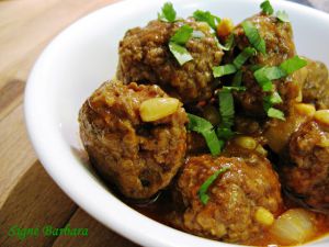 Recette Daoud basha (boulettes libanaises boeuf-agneau en sauce tomate)