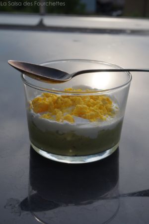 Recette VERRINE Avocat Chèvre et Oeuf