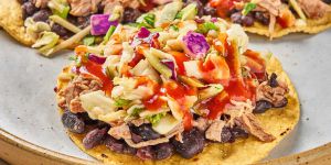 Recette Slow Cooker Pork and Black Bean Tostadas