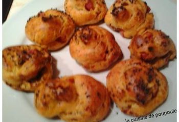 Recette Chouquette au tomate séchées lardon et fromage au thermomix ou sans
